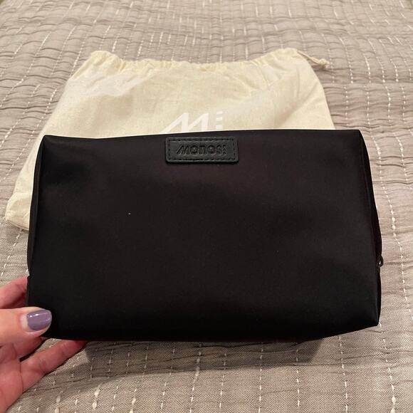 MONOS Metro Large Non Toiletry Bag Pouch Black New without - Picture 3 of 12